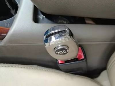 寶馬女司機(jī)殞命高速，車內(nèi)飾品成致命元兇